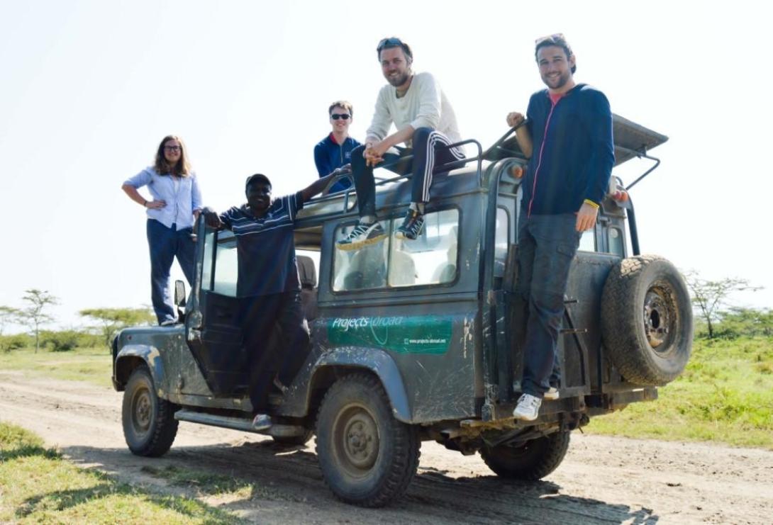 Conservation volunteers on safari in Kenya